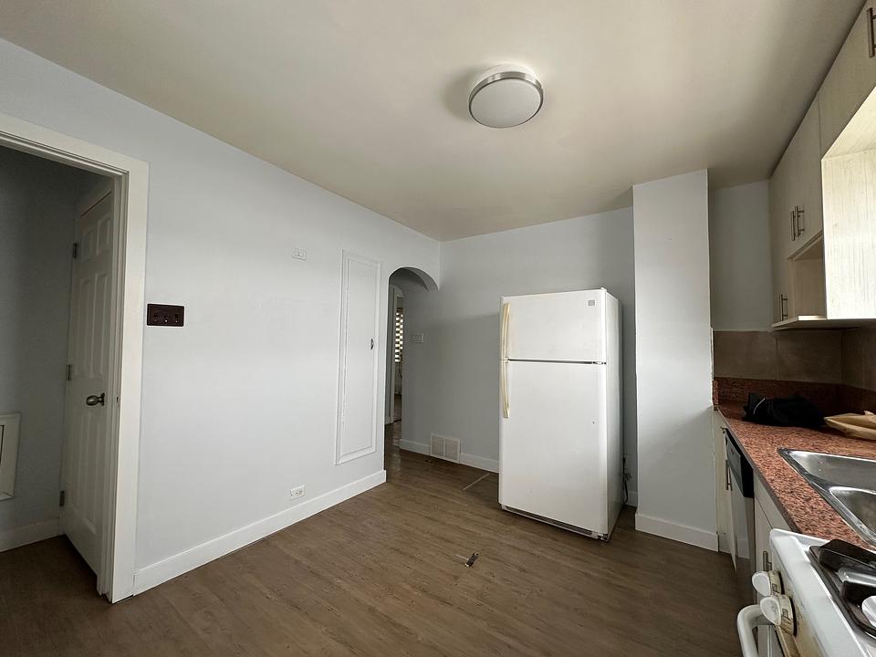 1101 22 Avenue Northwest, Calgary, AB