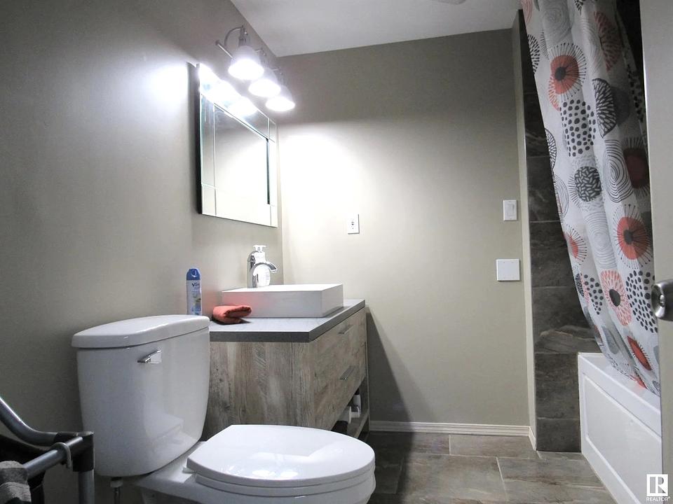5023 50 Street, Barrhead, AB