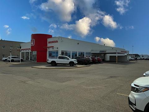3405 2 Avenue South, Lethbridge, AB
