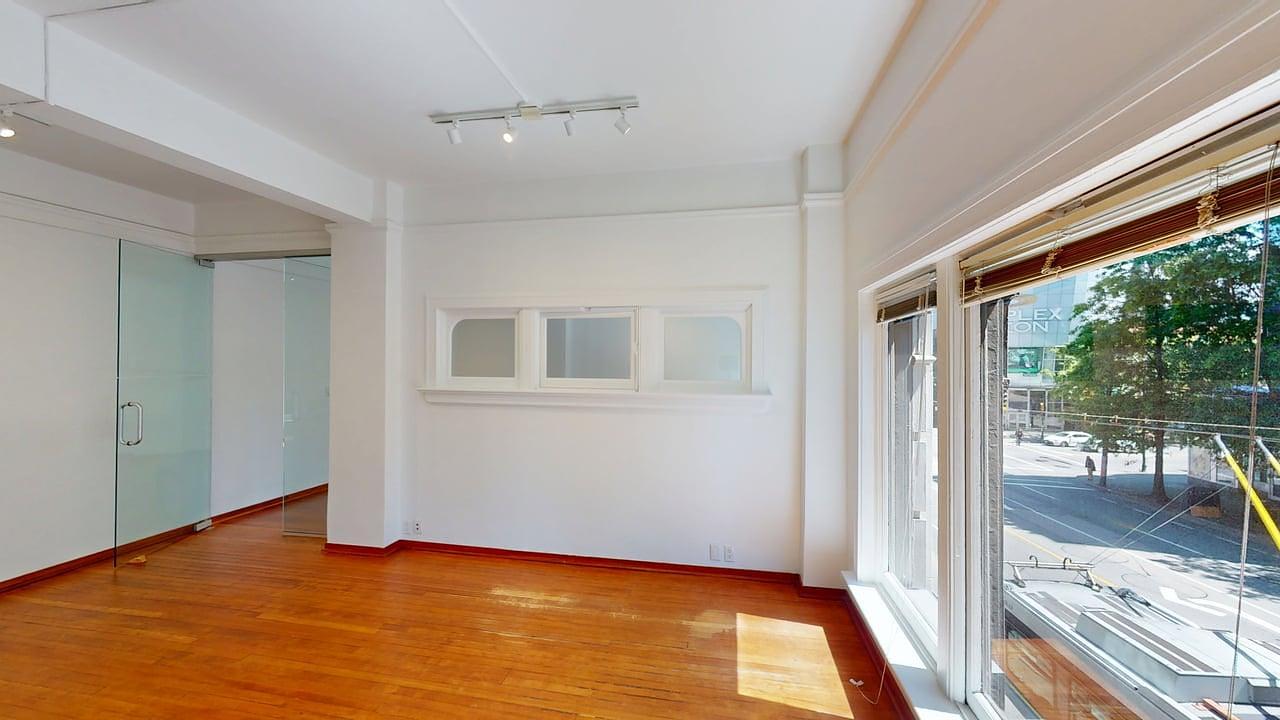 105/106 - 119 West Pender Street, Vancouver, BC