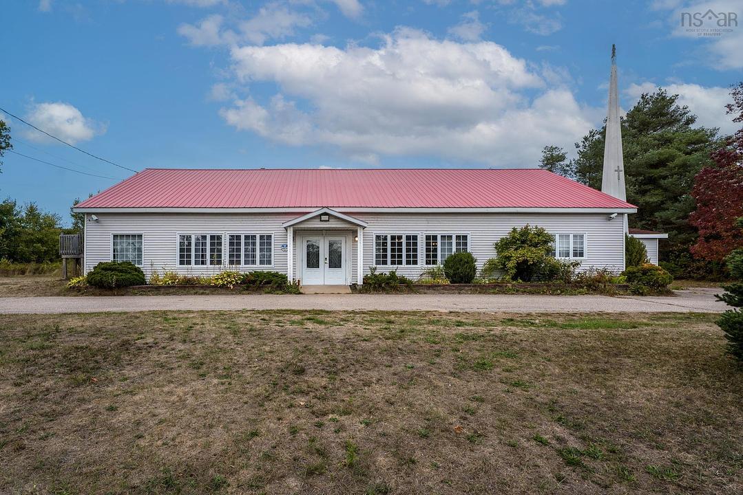 10443 Nova Scotia Trunk 1, Lawrencetown, NS