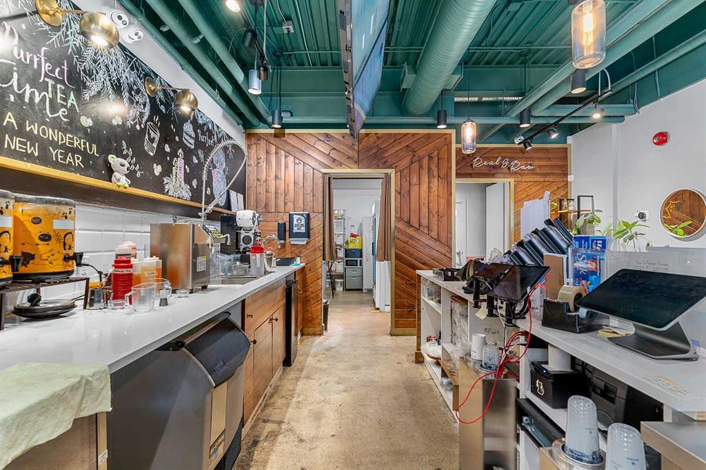 816a 16 Avenue Southwest, Calgary, AB