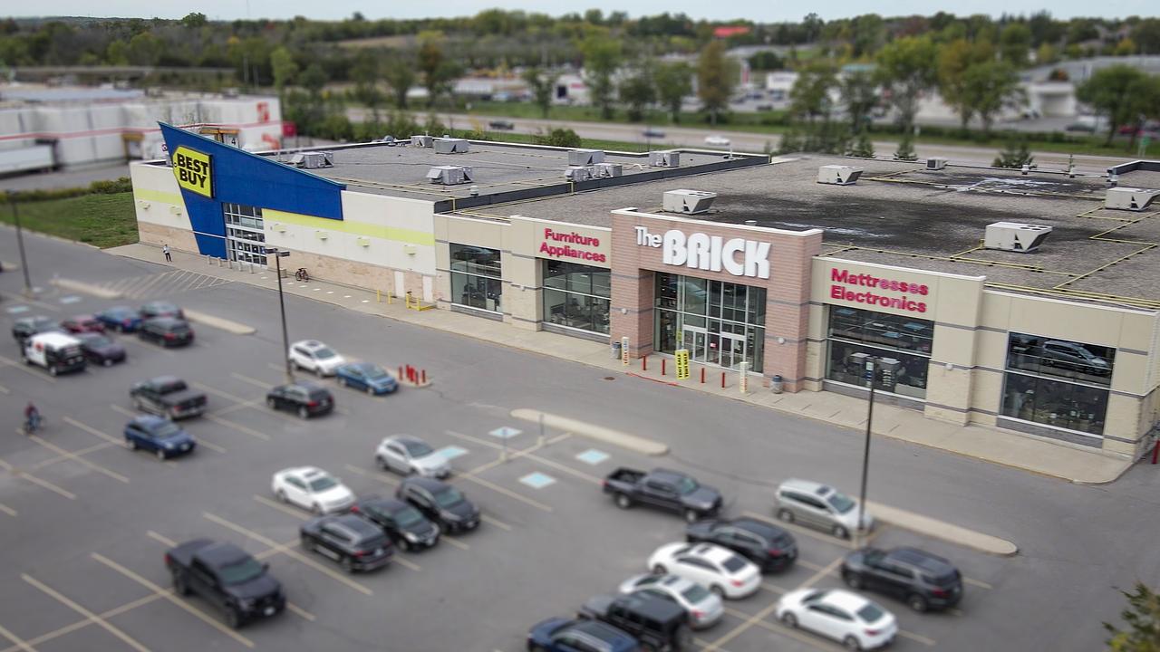 216 Bell Boulevard, Belleville, ON