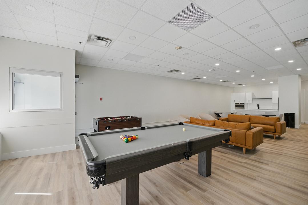 10015 103 Avenue Northwest, Edmonton, AB