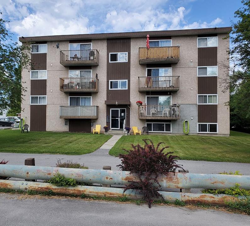1520 1st Street South, Cranbrook, BC