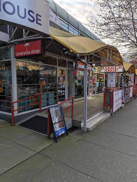 101 - 1610 Robson Street, Vancouver, BC