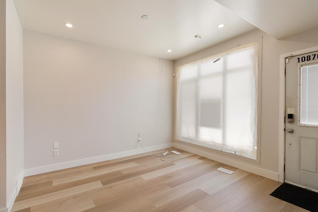 10870 96 Street, Edmonton, AB