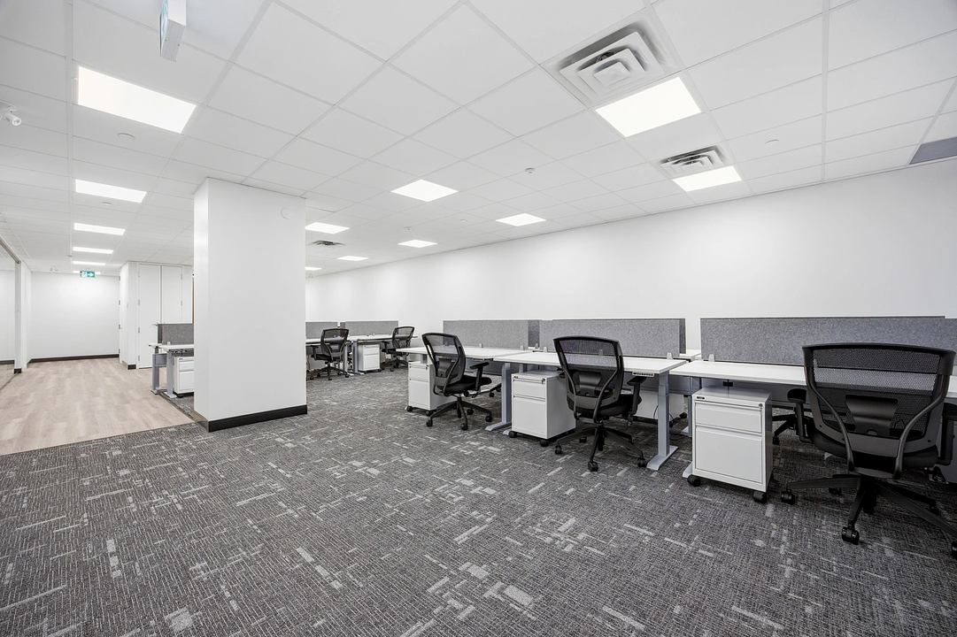 300 - 360 Bay Street, Toronto, ON
