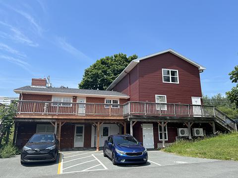 1423 Fall River Road, Fall River, NS
