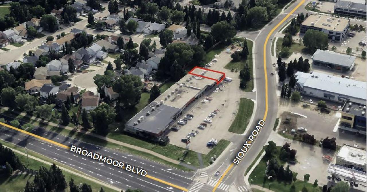 21 Sioux Rd, Strathcona County, AB