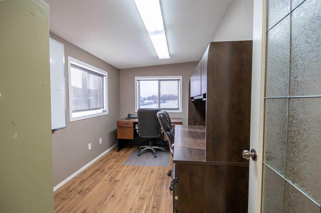 5423 Township Road 325b, Sundre, AB