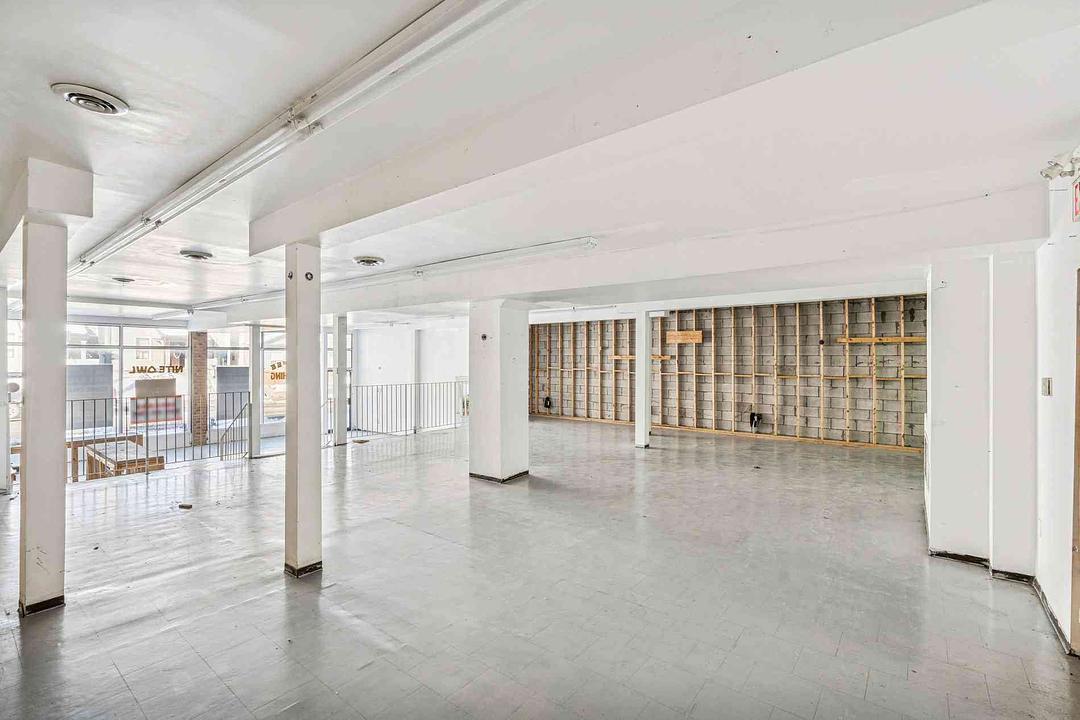841 Gerrard Street East, Toronto, ON