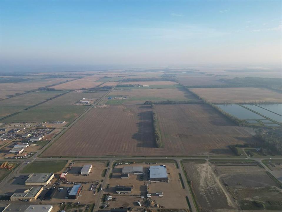 10101 109 Avenue, La Crête, AB