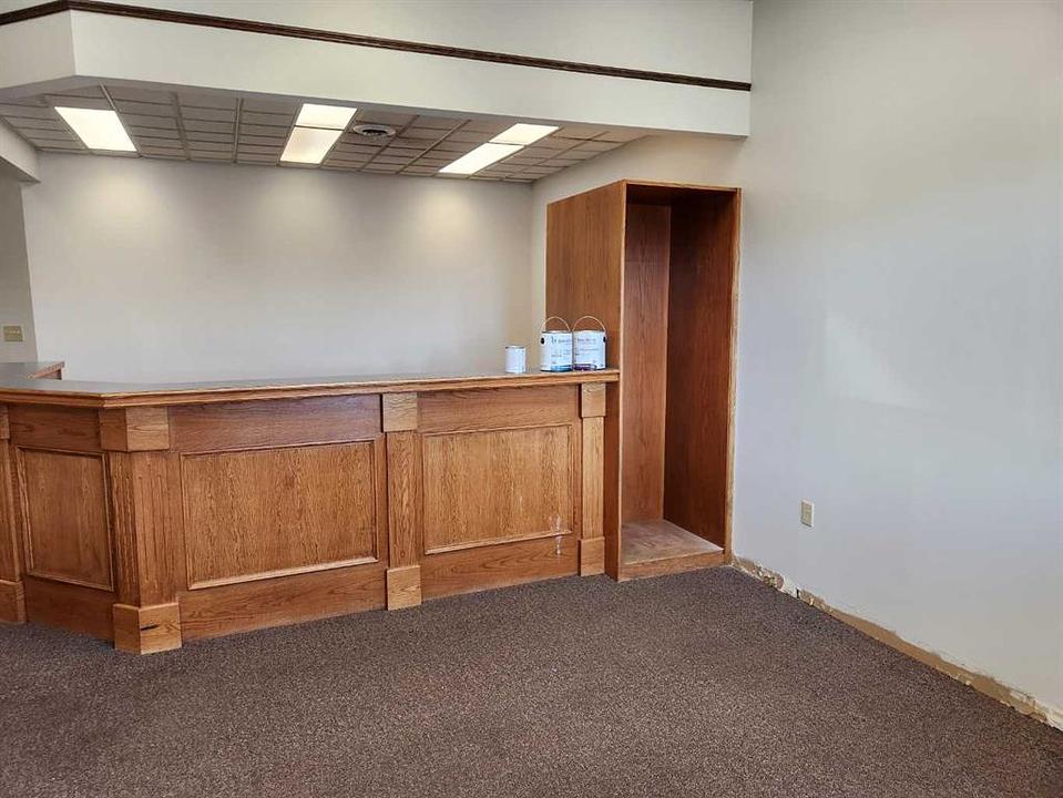 106 - 4402 52 Avenue, Lloydminster, AB