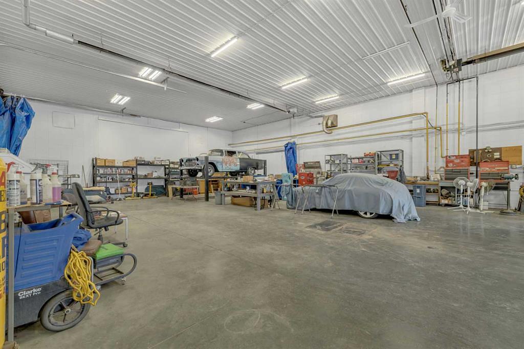 6606 42 Avenue, Ponoka, AB