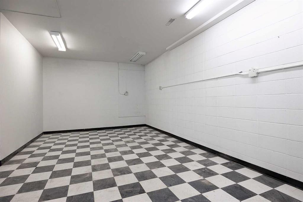 110 - 9401 Franklin Avenue, Fort McMurray, AB