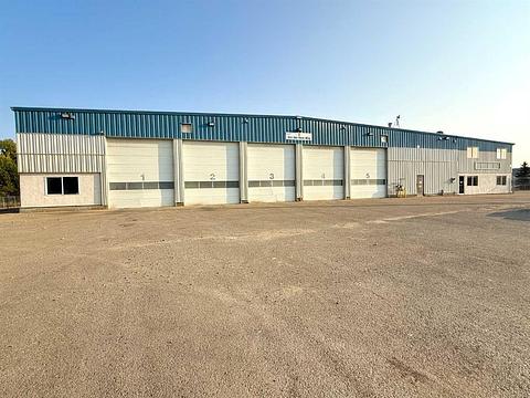 8 Van Der Horn Way, Rural Red Deer County, AB