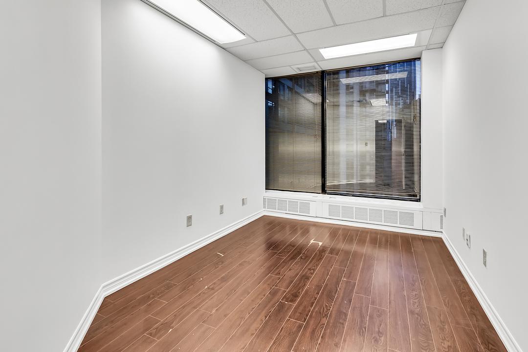 1401 - 10 King Street East, Toronto, ON