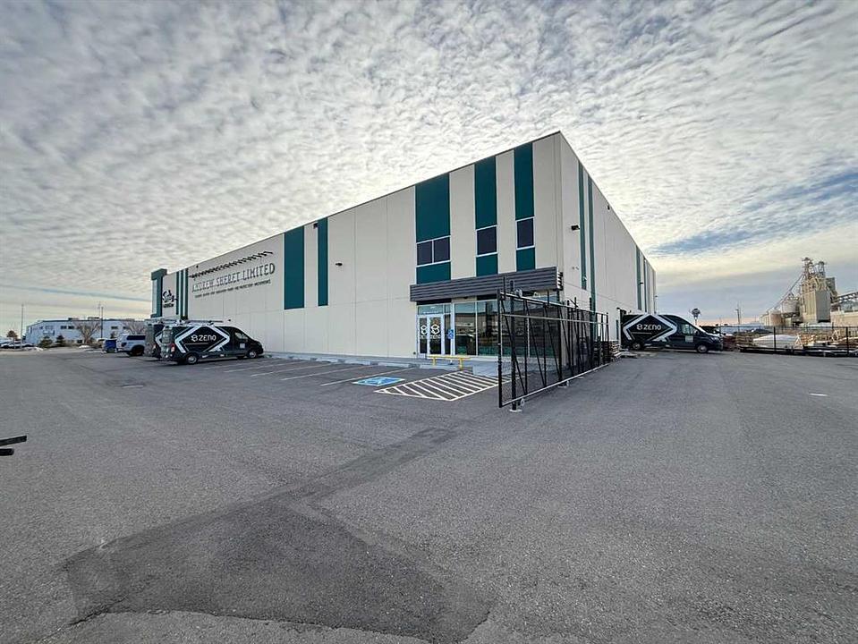 #20 - 450 39 Street North, Lethbridge, AB
