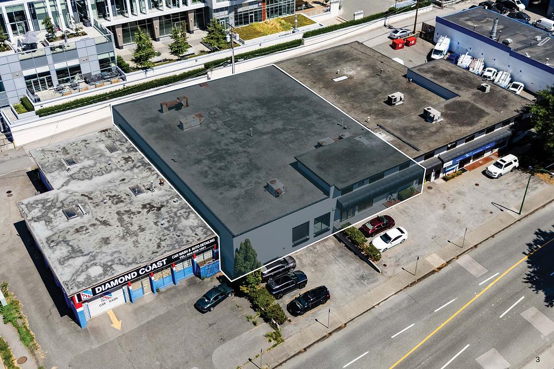 Main & Mezz - 4415 Dawson St, Burnaby, BC