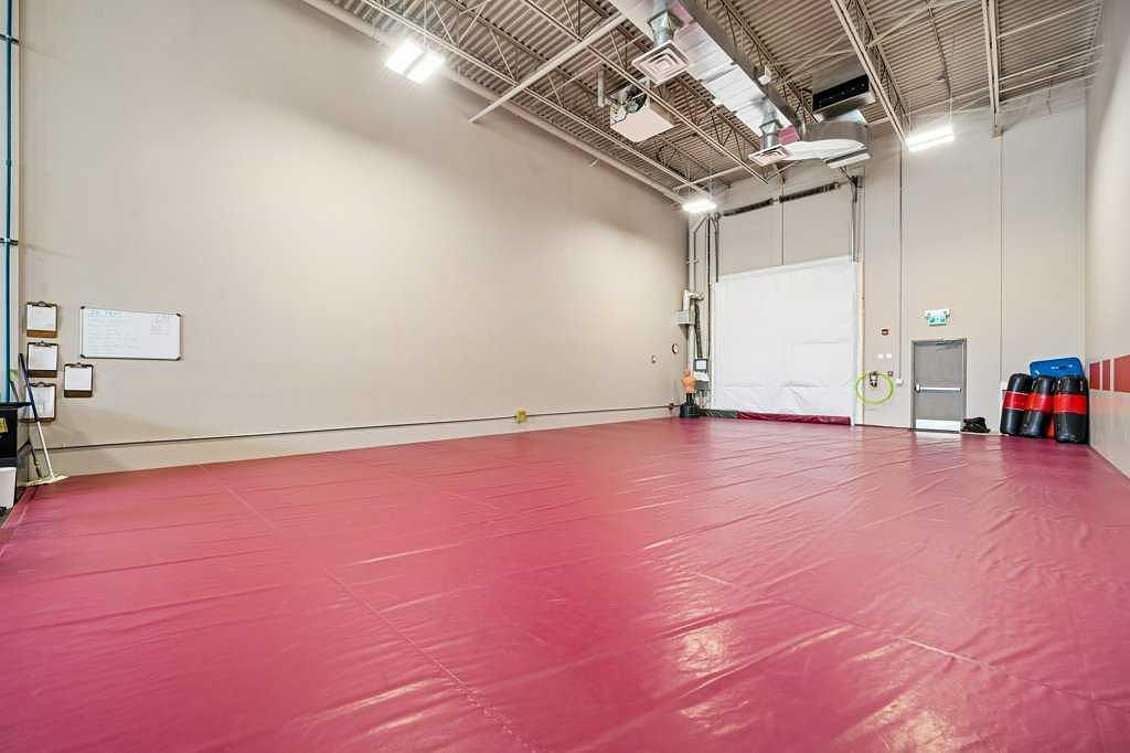 2 - 110 Commercial Drive, Calgary, AB