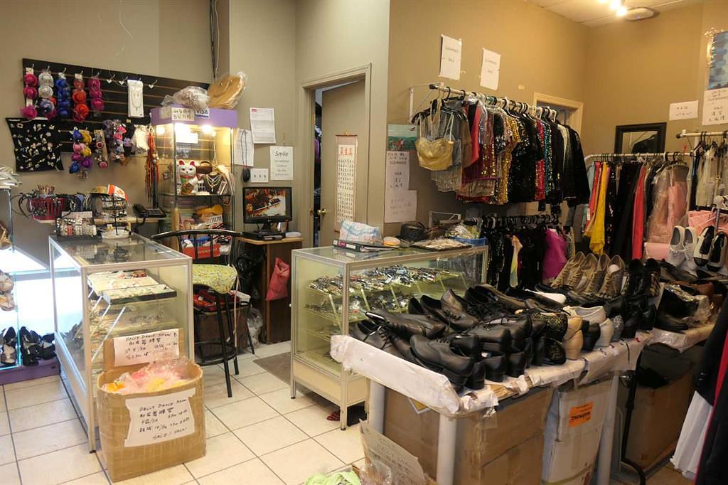 250 - 1623 Centre Street Northwest, Calgary, AB