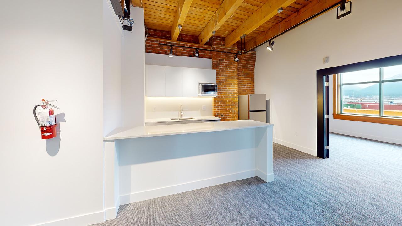 210 - 111 Water St, Vancouver, BC