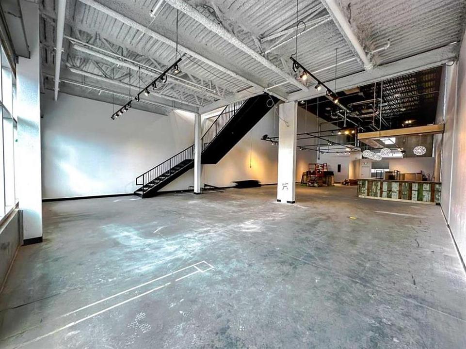5073 11 Street Southeast, Calgary, AB