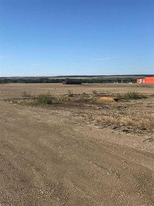 100 3 Street West, Beaverlodge, AB