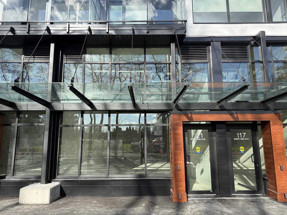 CRU-2 - 121 West 49th Avenue, Vancouver, BC