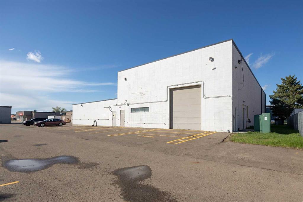 120 - 9401 Franklin Avenue, Fort McMurray, AB