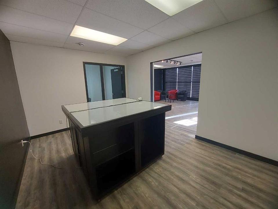 1 - 4418 50 Avenue, Red Deer, AB