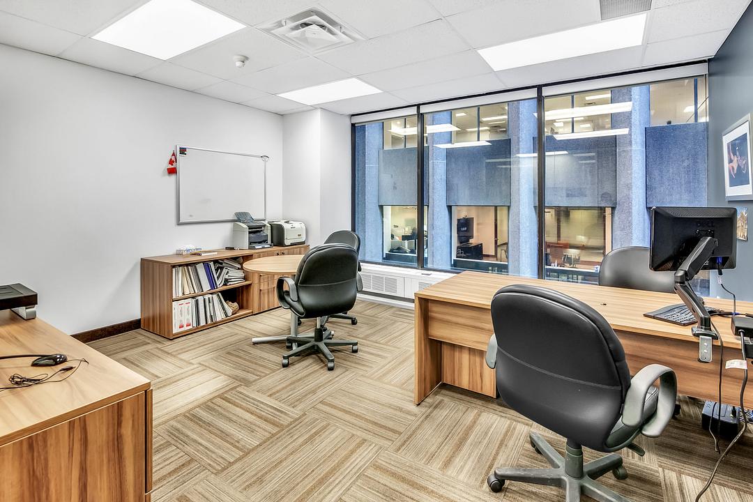 200 - 10 King Street East, Toronto, ON