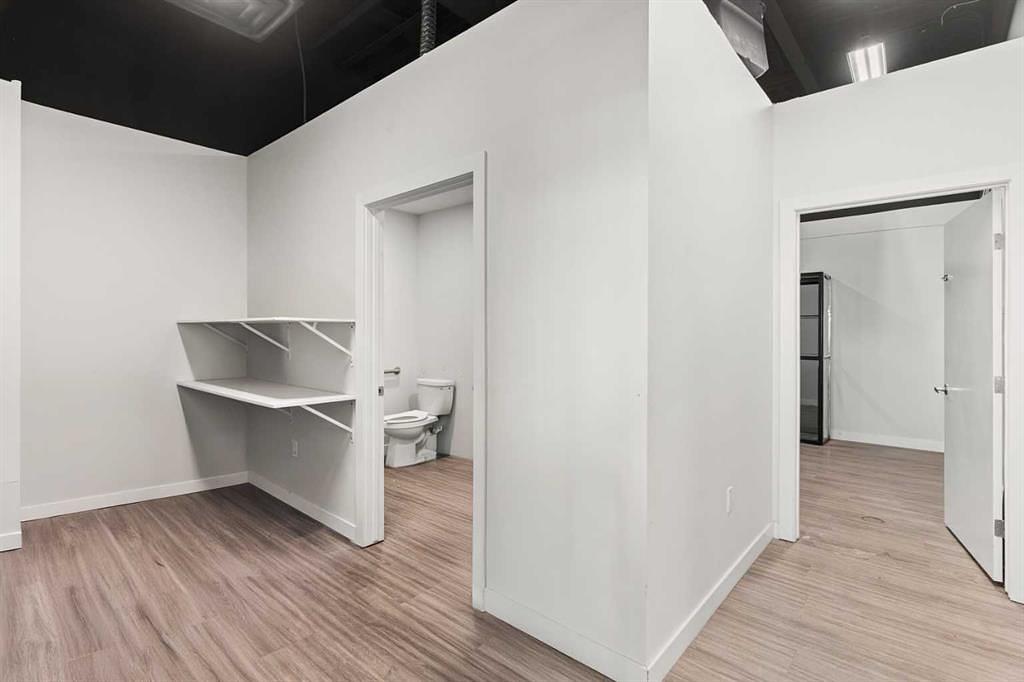 250 - 318 Nolanridge Crescent Northwest, Calgary, AB