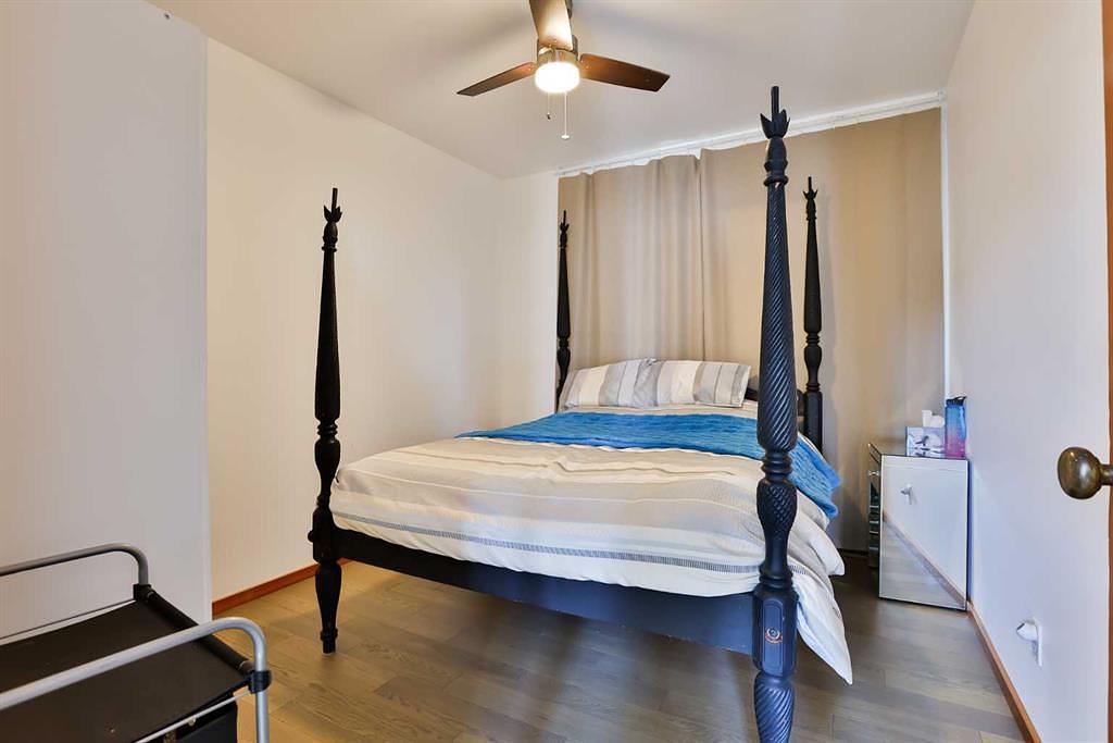 320 Railway Avenue, Granum, AB