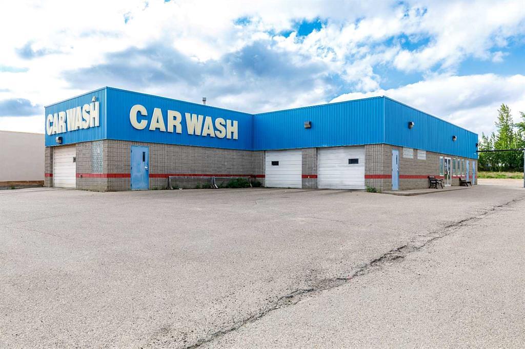 6104 67A Street, Red Deer, AB