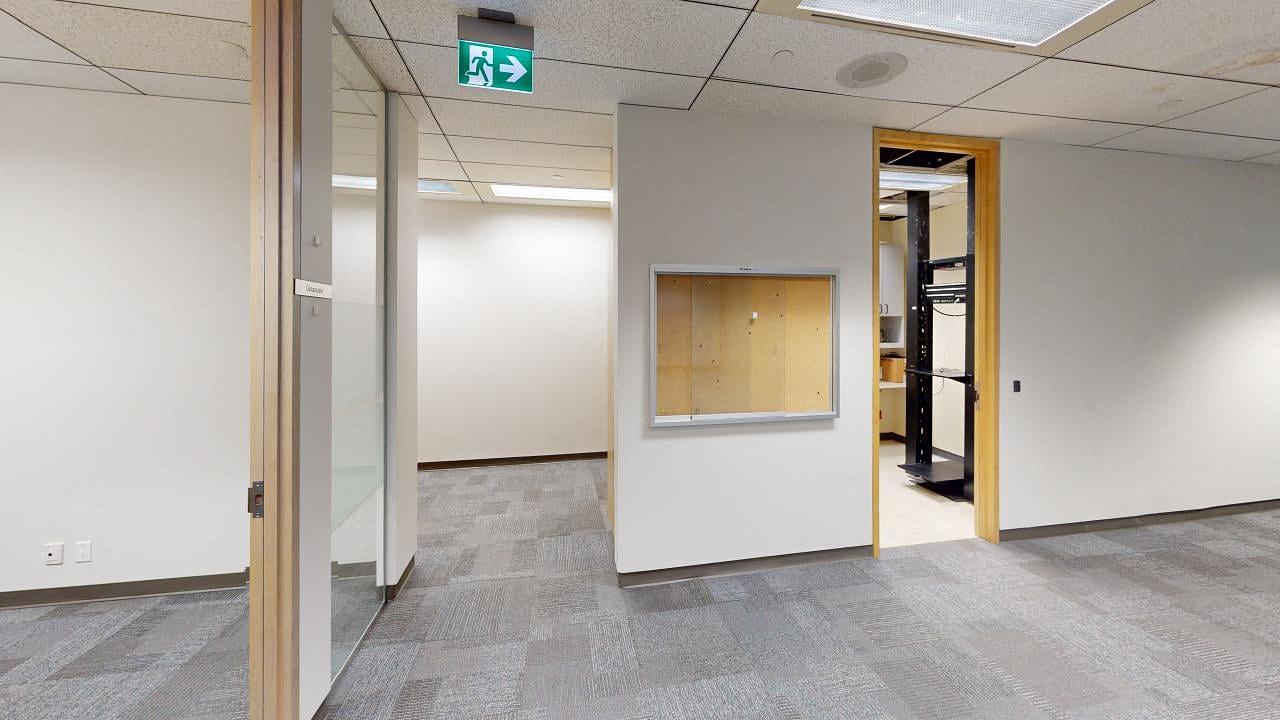 600 - 999 Boulevard De Maisonneuve Ouest, Montreal, QC