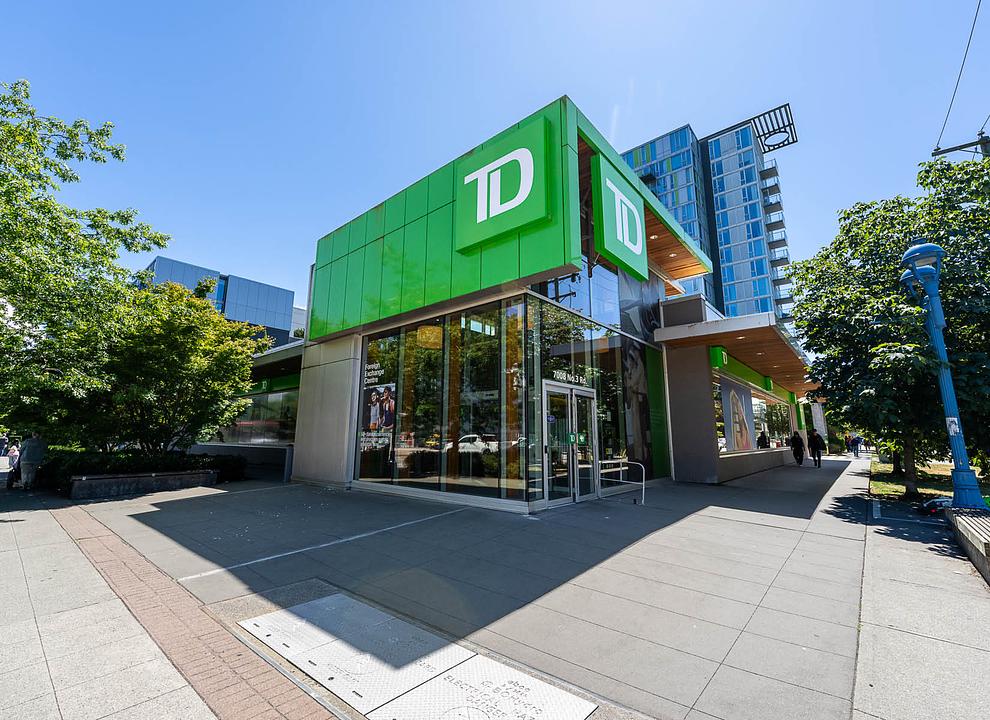 7008 Number 3 Road, Richmond, BC