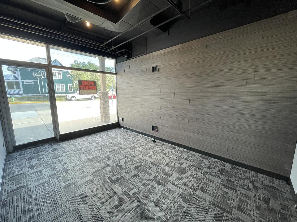 2 - 4820 47 Avenue, Red Deer, AB