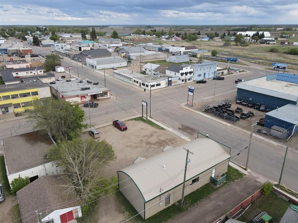 5200 - 50 Street, High Prairie, AB