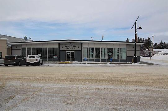 5016 50 Street, Eckville, AB