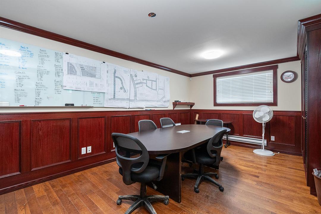 2265 West Railway Street, Abbotsford, BC