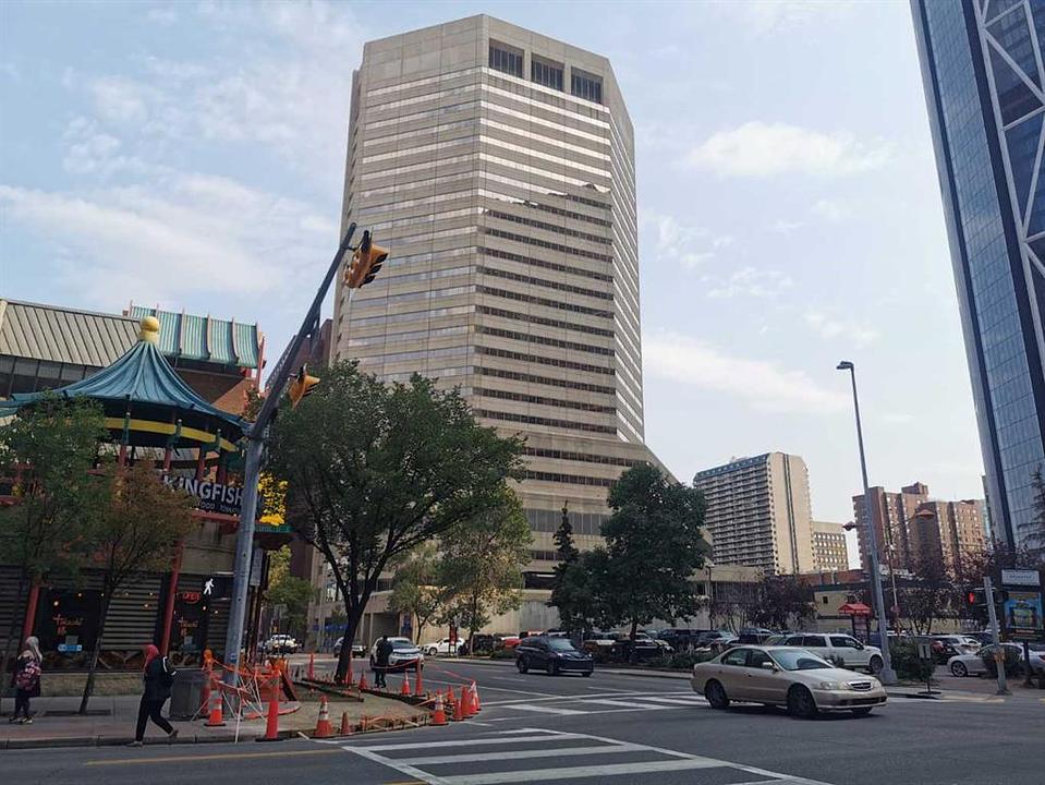 218 - 328 Centre Street South, Calgary, AB