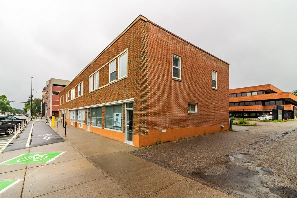 201 - 505 7 Street South, Lethbridge, AB