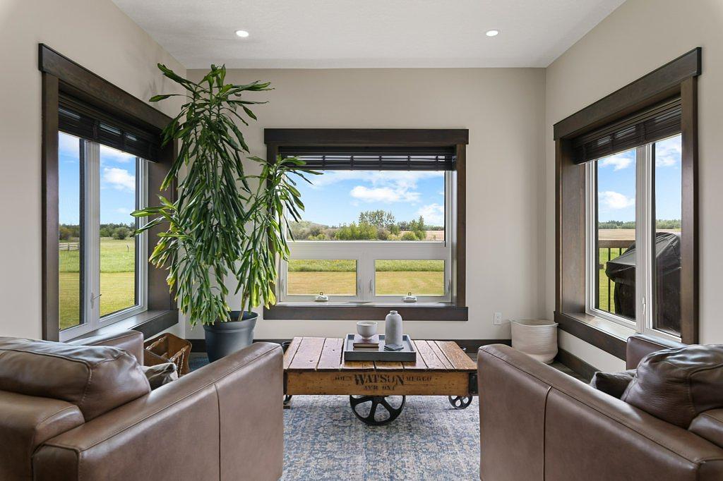 26517 Township Road 584, Pickardville, AB