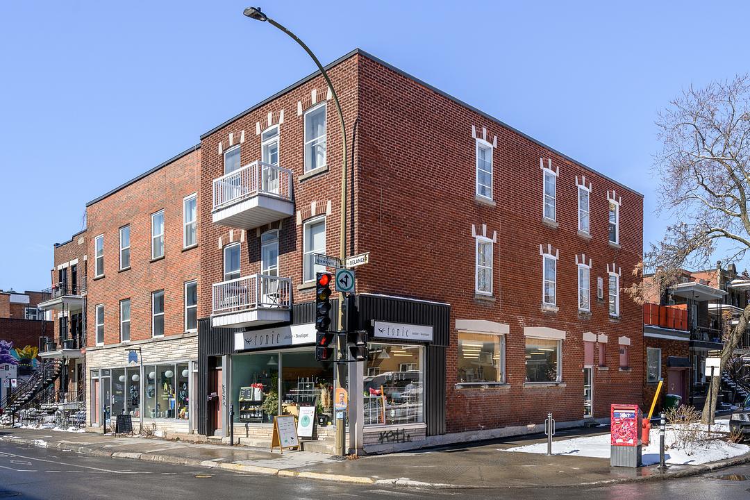 1247 Rue Bélanger, Montréal, QC