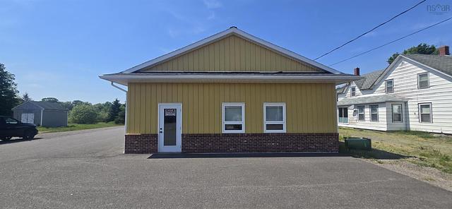 687 Central Avenue, Kingston, NS