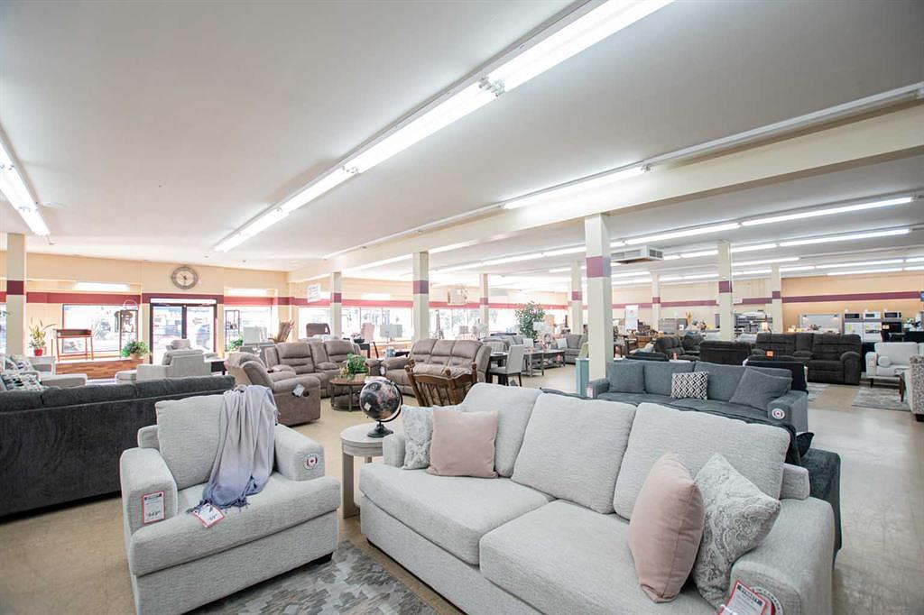 10012 100 Avenue, Grande Prairie, AB