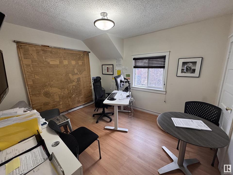 12615 Stony Plain Road, Edmonton, AB