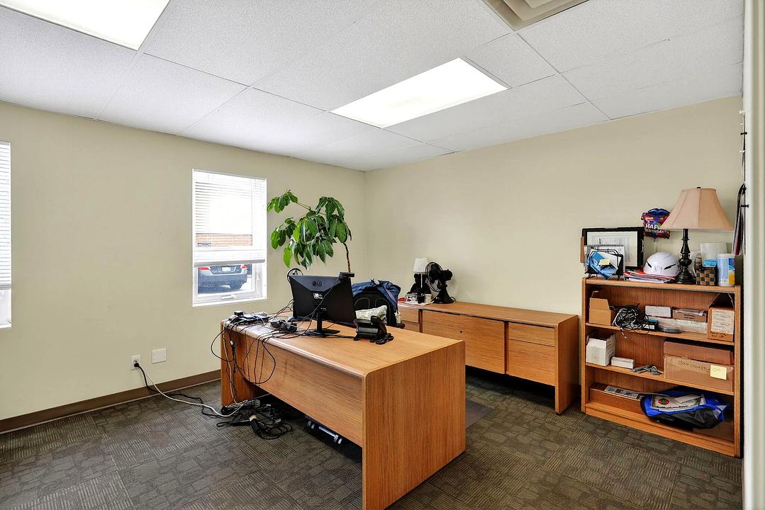 159 Colonnade Road South, Ottawa, ON
